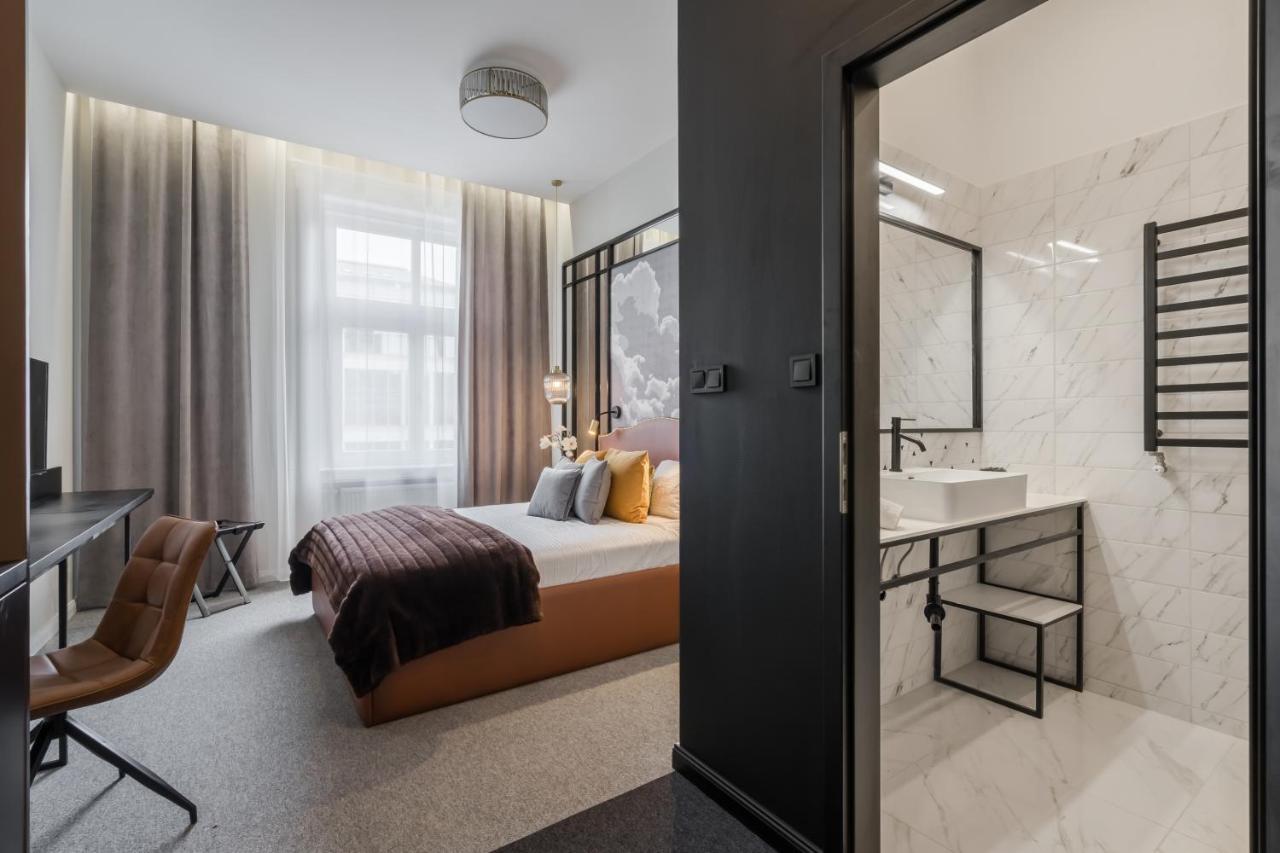 Astoria Boutique Suites- Best Location By Bqa บูดาเปสต์ ภายนอก รูปภาพ