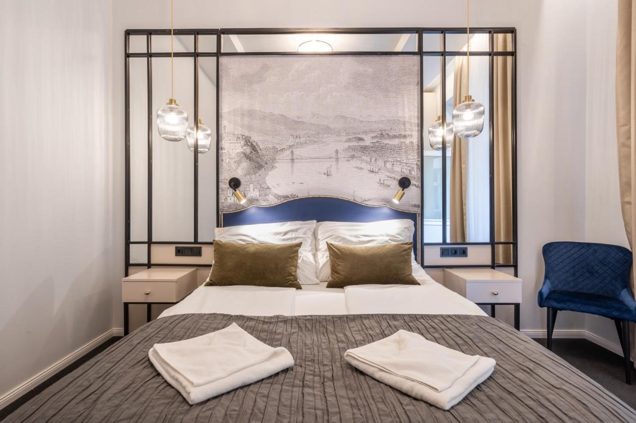 Astoria Boutique Suites- Best Location By Bqa บูดาเปสต์ ภายนอก รูปภาพ