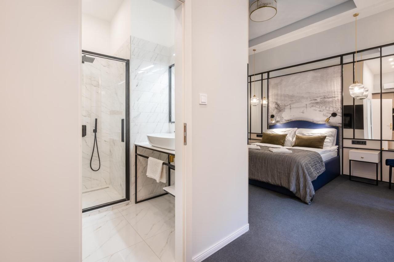 Astoria Boutique Suites- Best Location By Bqa บูดาเปสต์ ภายนอก รูปภาพ