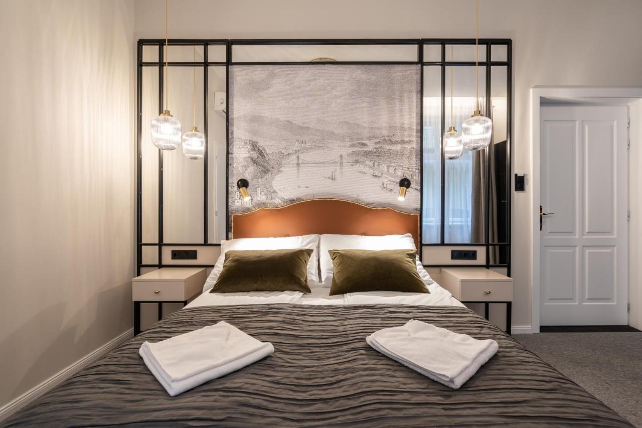 Astoria Boutique Suites- Best Location By Bqa บูดาเปสต์ ภายนอก รูปภาพ