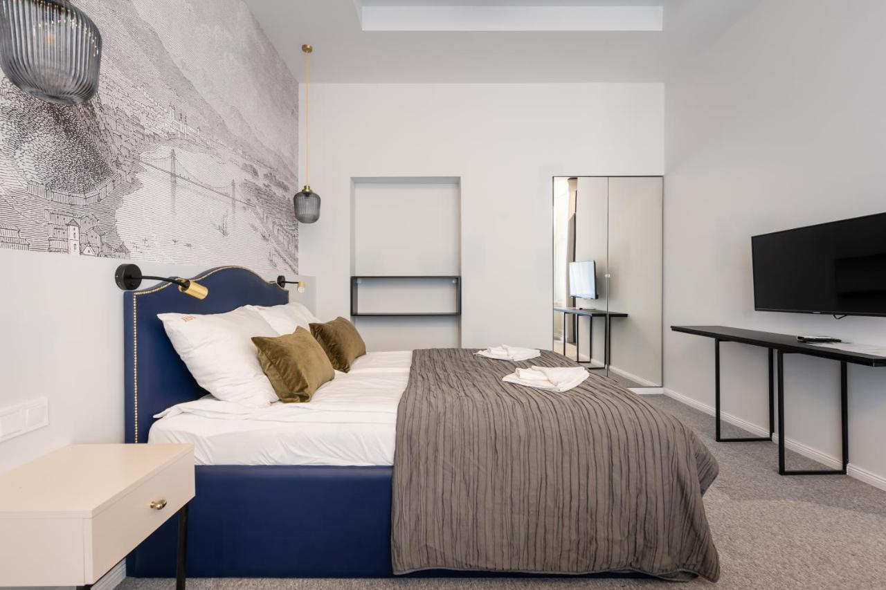 Astoria Boutique Suites- Best Location By Bqa บูดาเปสต์ ภายนอก รูปภาพ