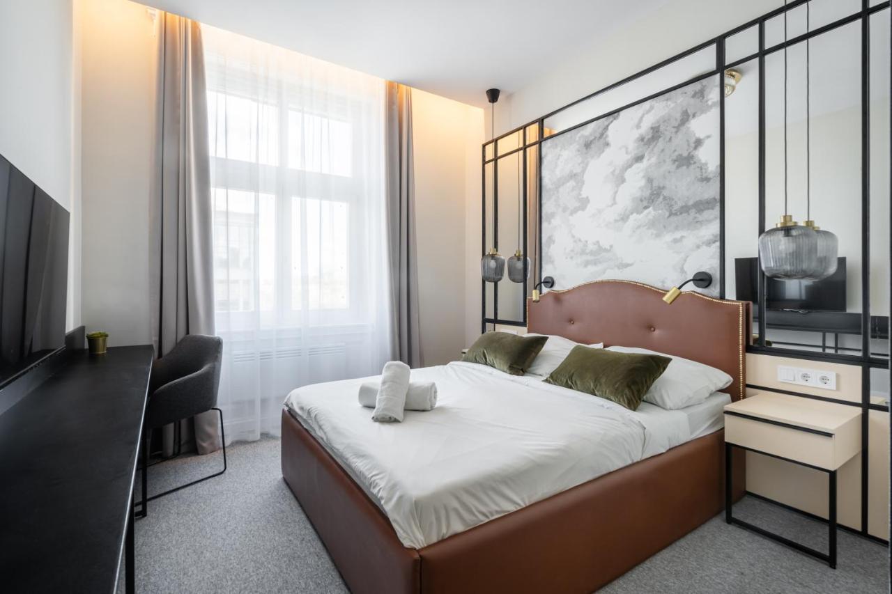Astoria Boutique Suites- Best Location By Bqa บูดาเปสต์ ภายนอก รูปภาพ