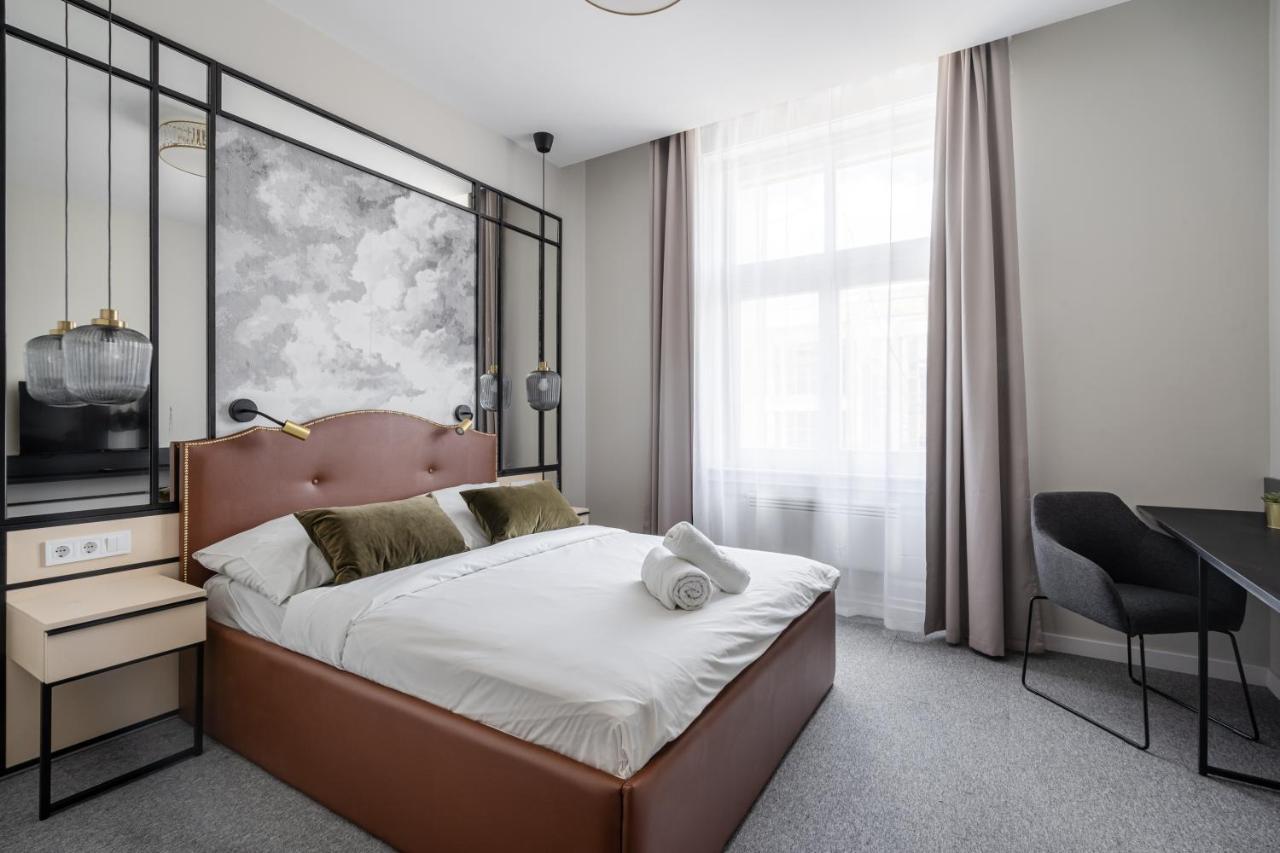 Astoria Boutique Suites- Best Location By Bqa บูดาเปสต์ ภายนอก รูปภาพ