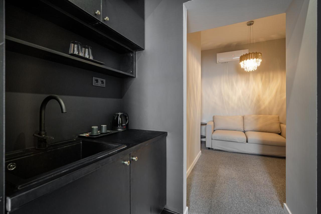 Astoria Boutique Suites- Best Location By Bqa บูดาเปสต์ ภายนอก รูปภาพ